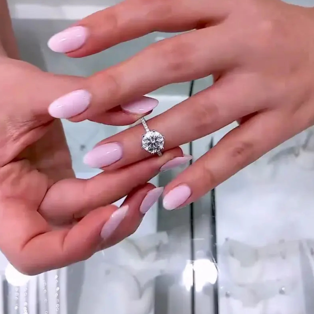 KIRA 5.48CT ROUND HALO RING