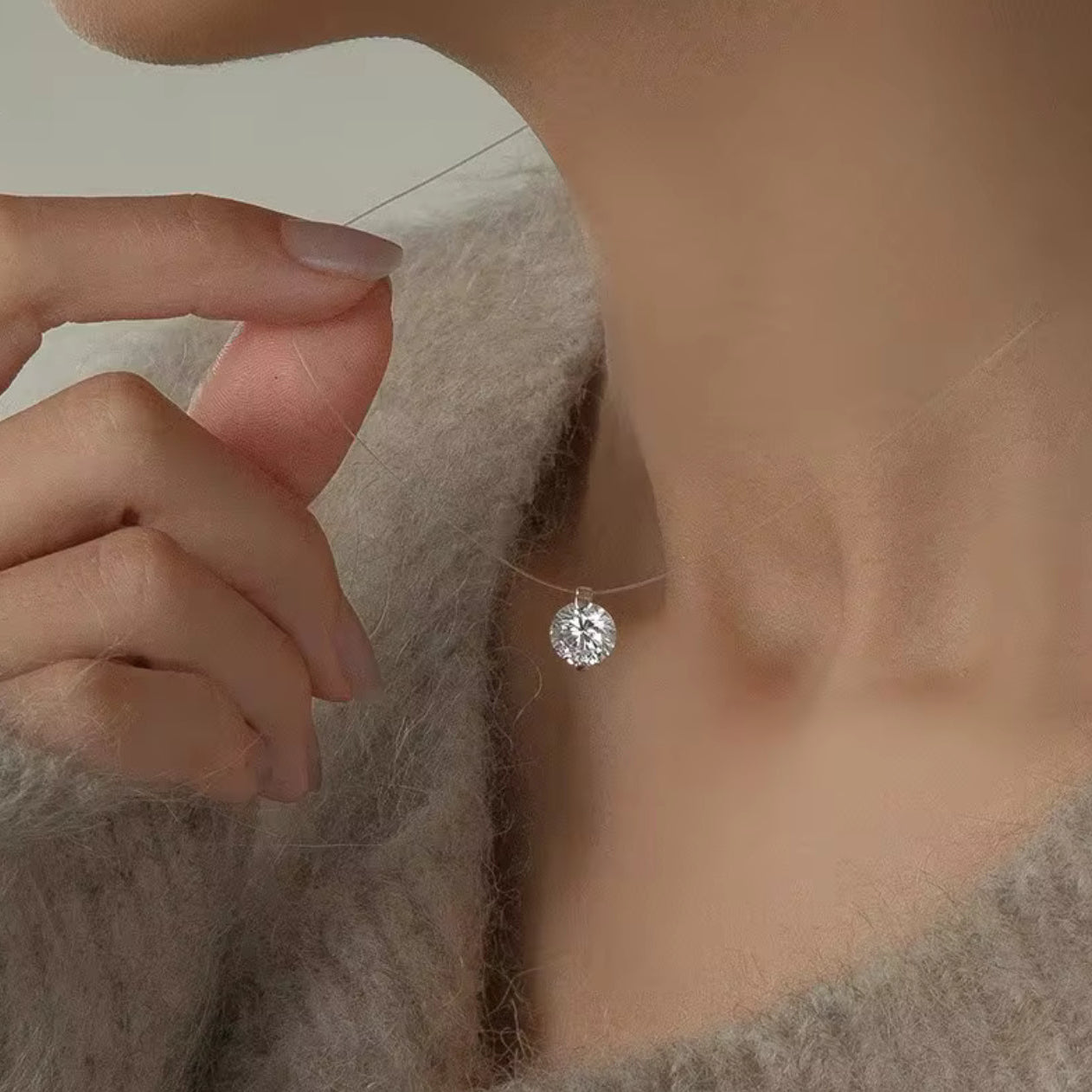 LILY INVISIBLE DIAMOND