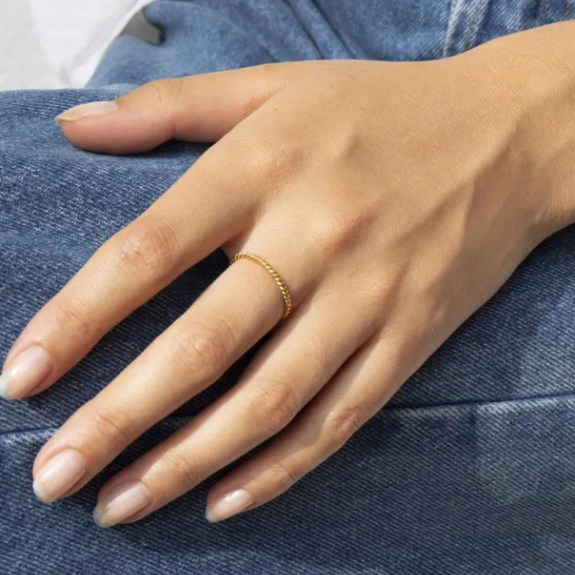 SKINNY ROPE STACKER RING