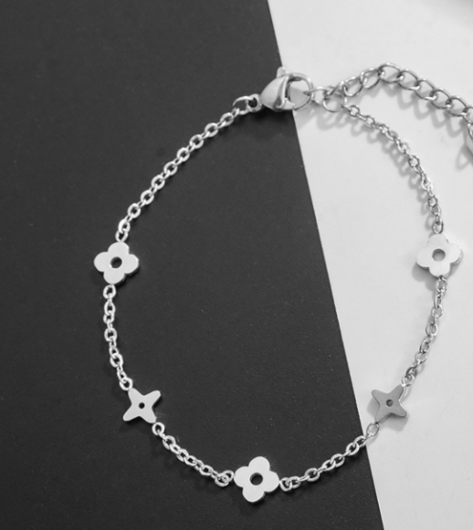 ELEGANT LUCKY BRACELET