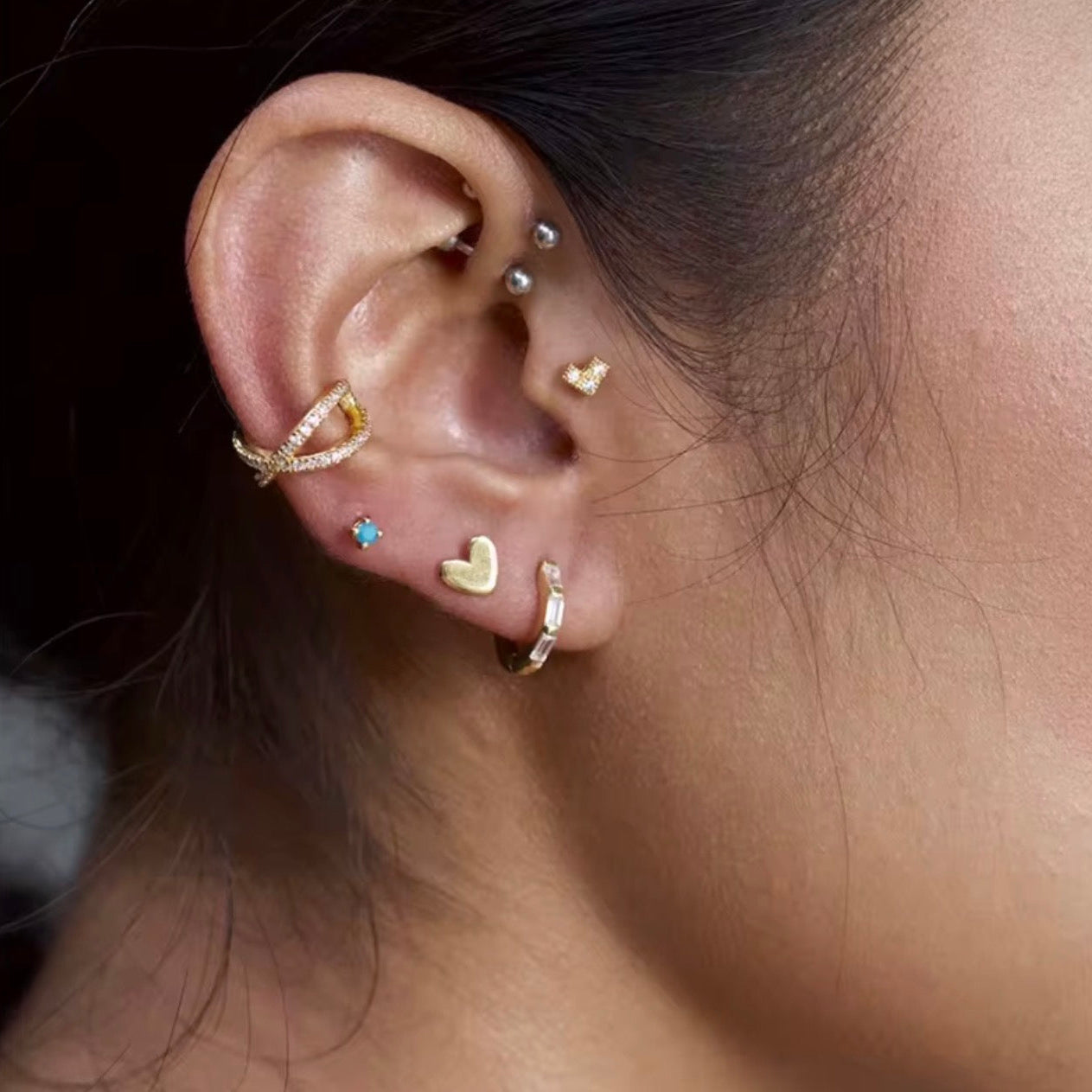 MINI SOLID GOLD LOVE HEART STUDS