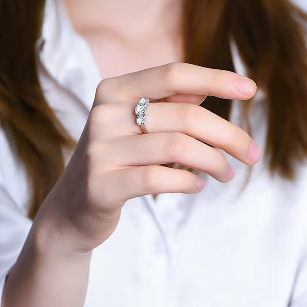 ANASTASIA 4.0CT THREE STONE