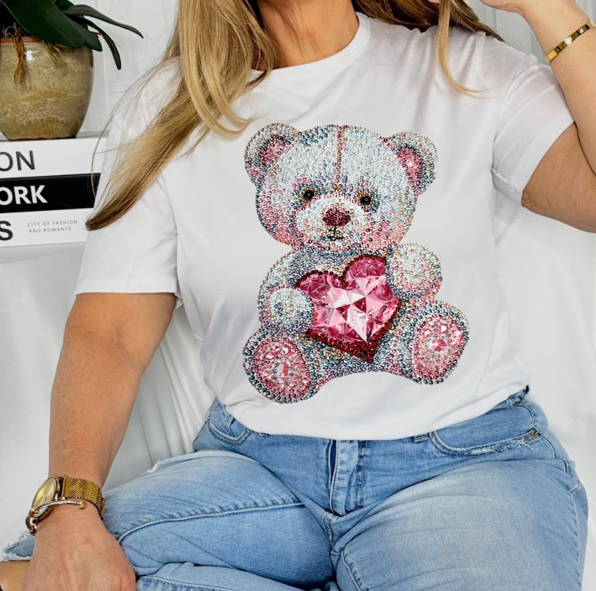 "VALENTINE'S TEDDY BEAR"