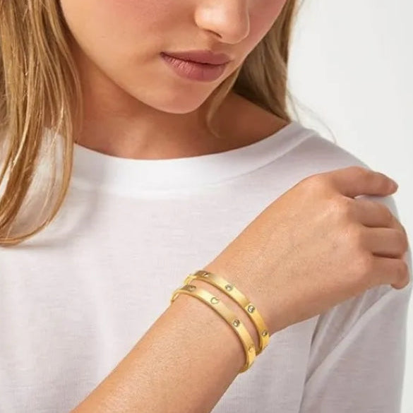 MI AMOUR BANGLE