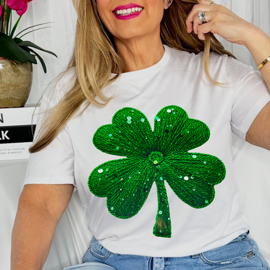 "SPARKLE LUCKY CLOVER"