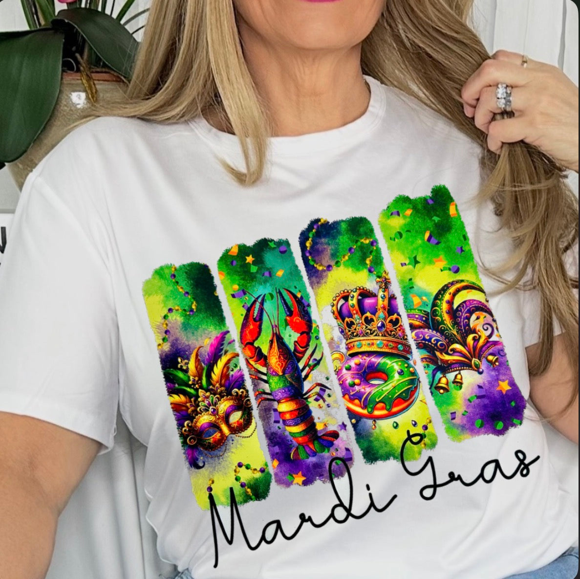 "LOBSTER, KING CAKE, MASK"